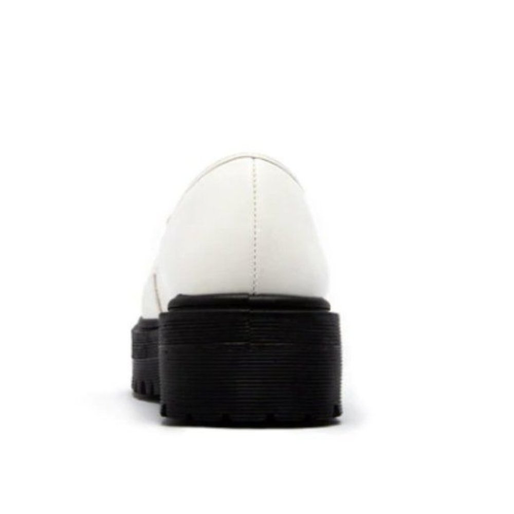 !! NEW !! White Vegan Leather Chunky Sole Loafers - Picture 4 of 6